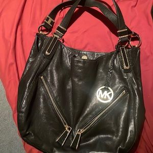 michael kors black leather  purse